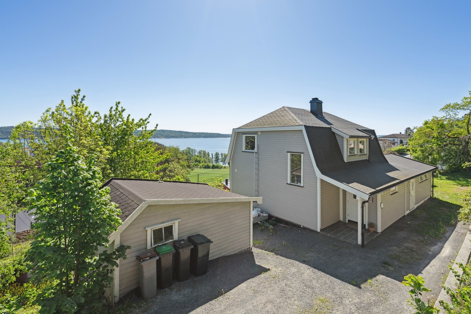 Boligen ligger høyt og fritt! Galleribilde