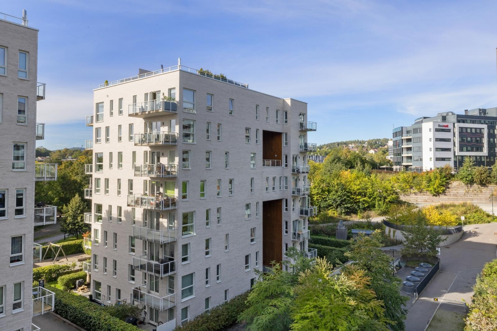 Utsikt mot Holmenkollen Galleribilde