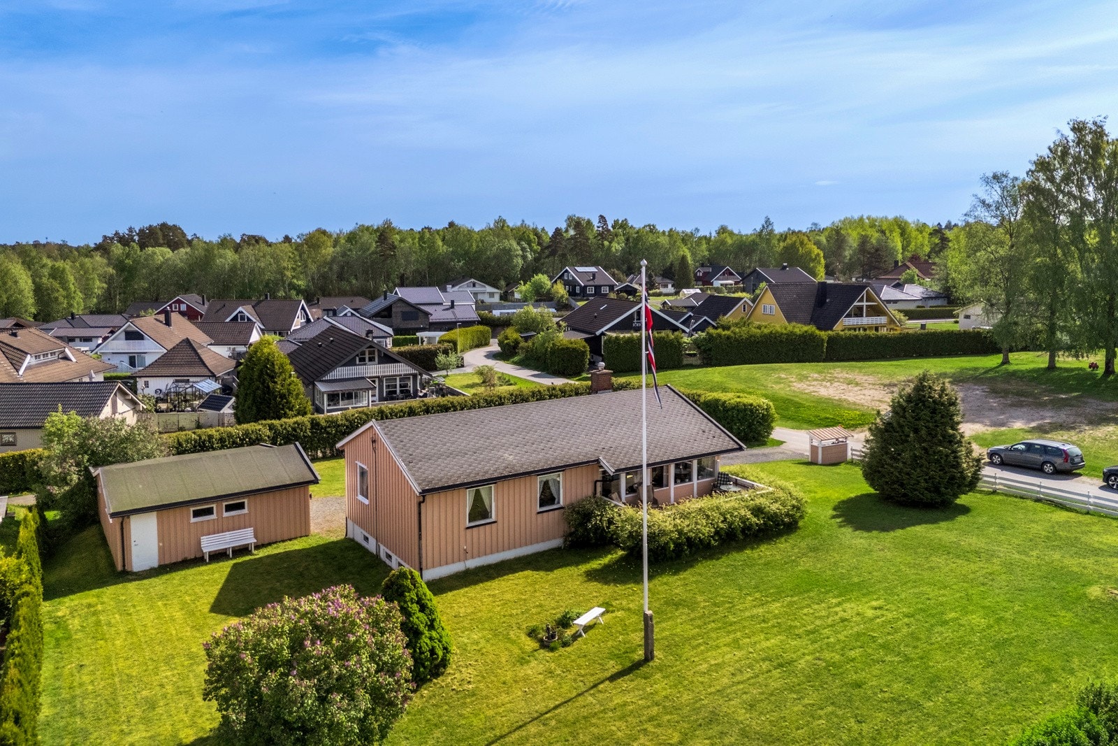 Bare fantasien begrenser mulighetene på denne flotte tomten Galleribilde
