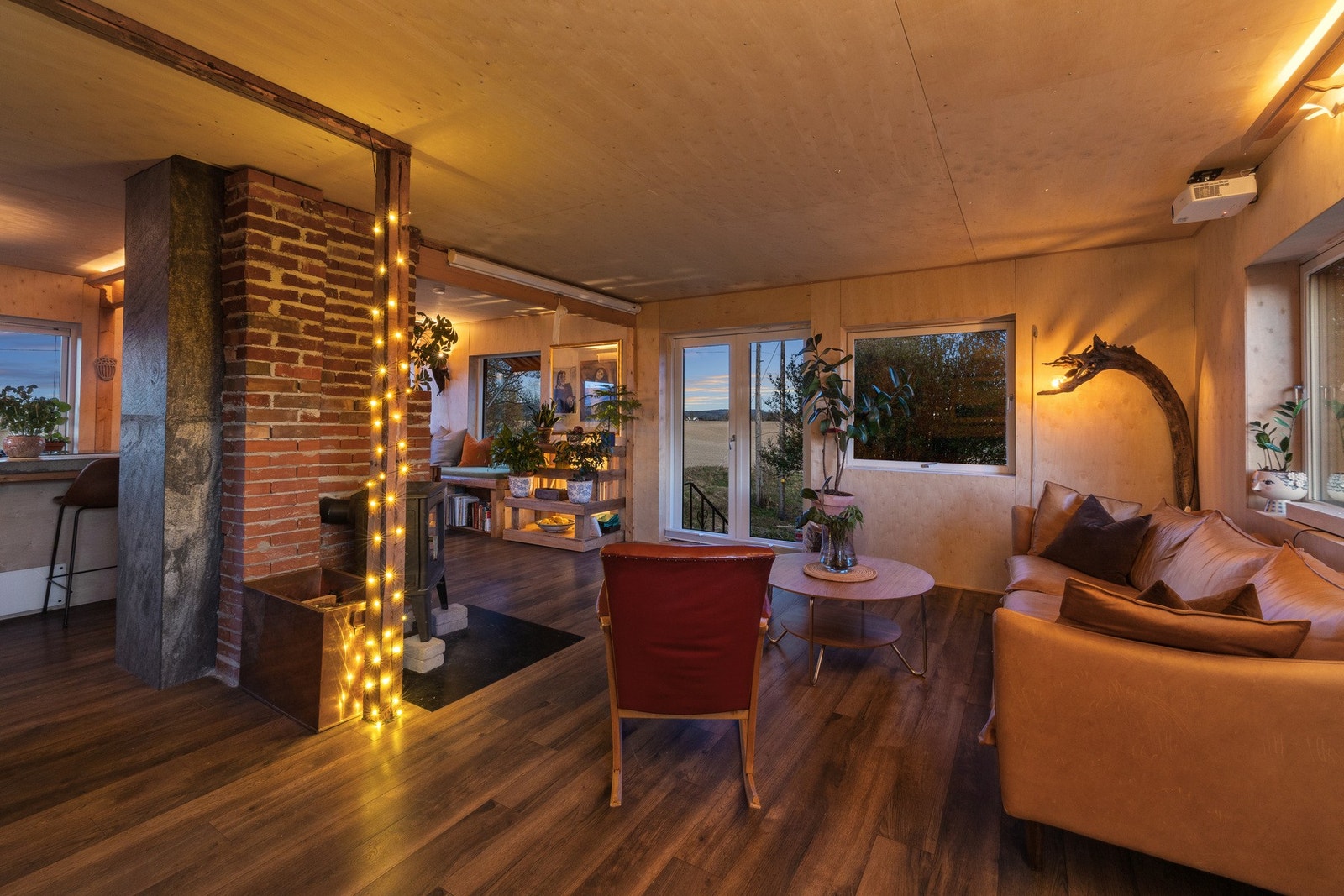 Kveldsstemning i stuen. Galleribilde