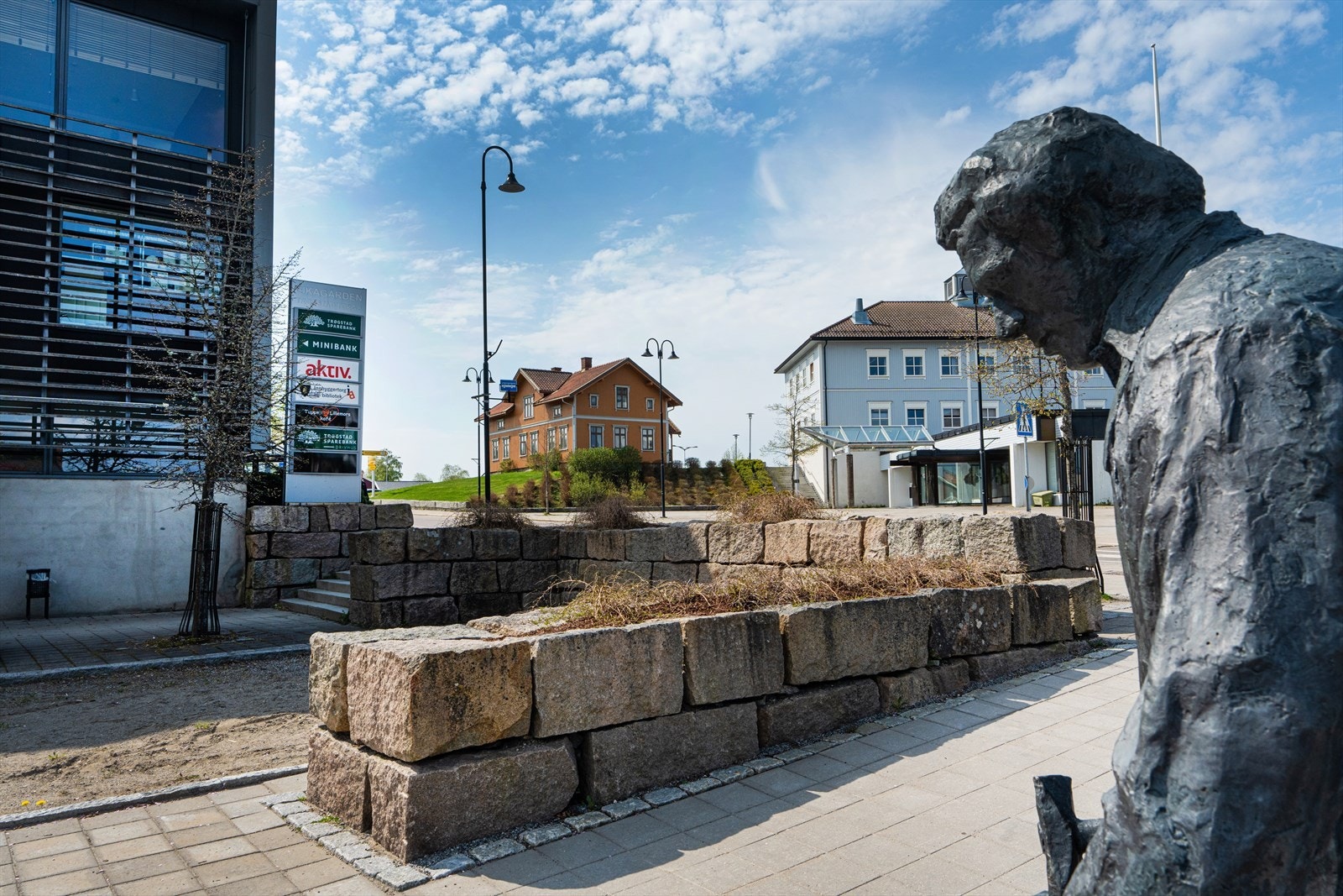 Skjønhaug sentrum Galleribilde