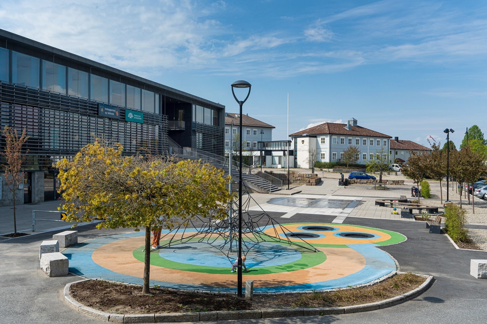 Skjønhaug sentrum Galleribilde