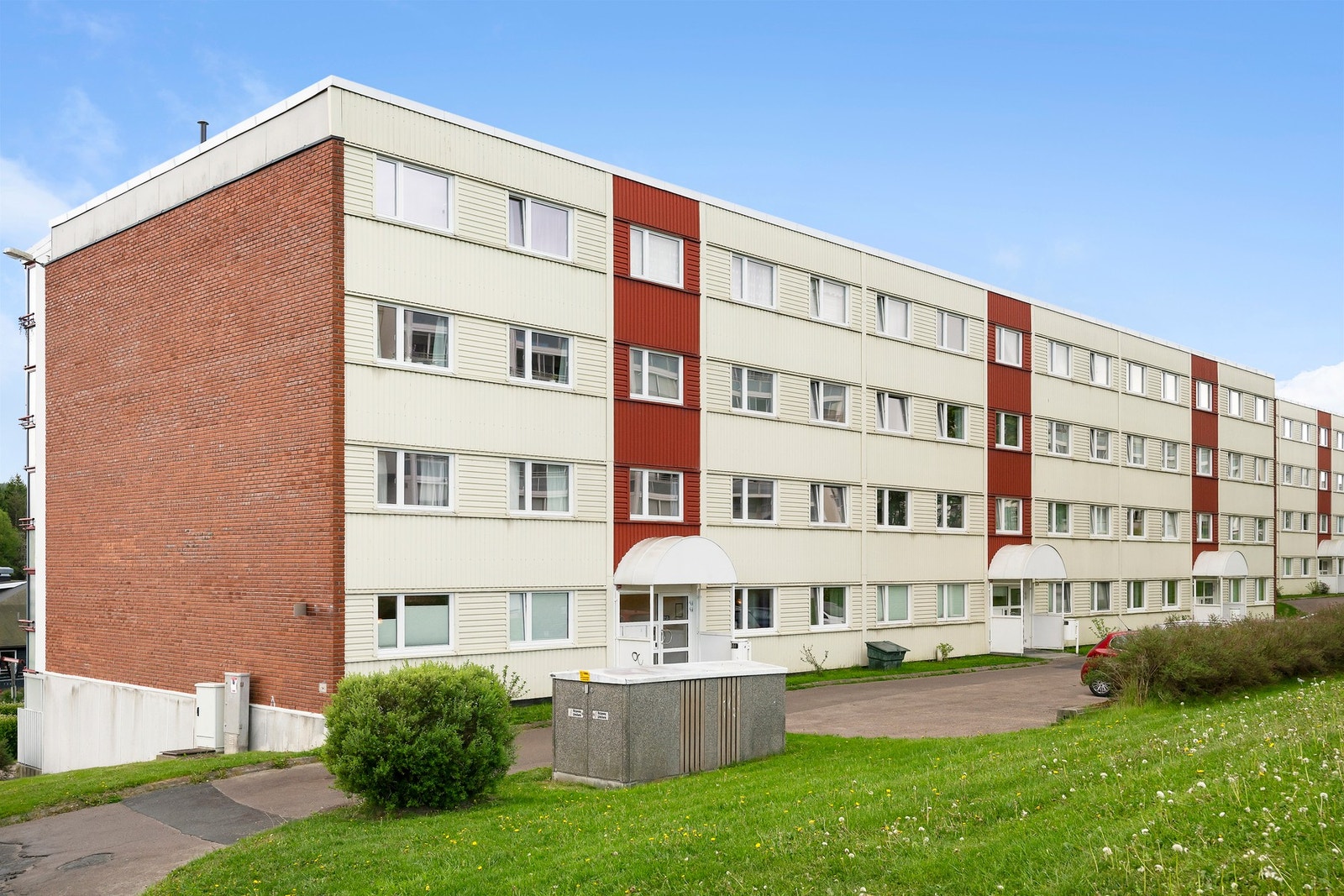 Borettslaget består av 228 andelsboliger, fordelt på 3 bygninger. Galleribilde