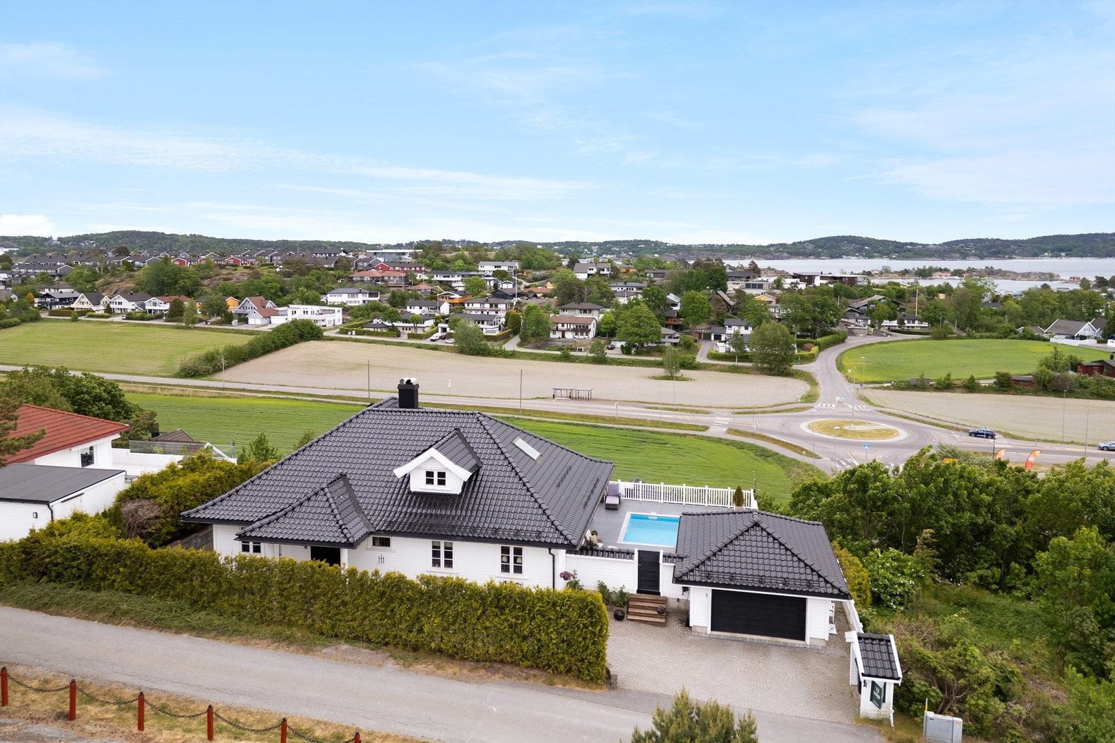 Utsyn over omkringliggende områder. Galleribilde