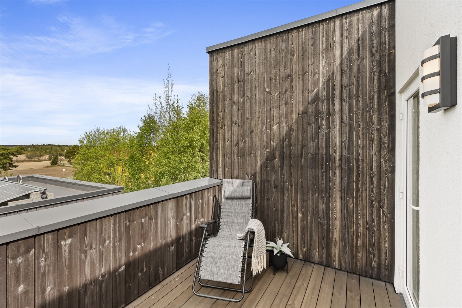 Takterrasse nr 2 med sol fra ca 17 til solnedgang Galleribilde