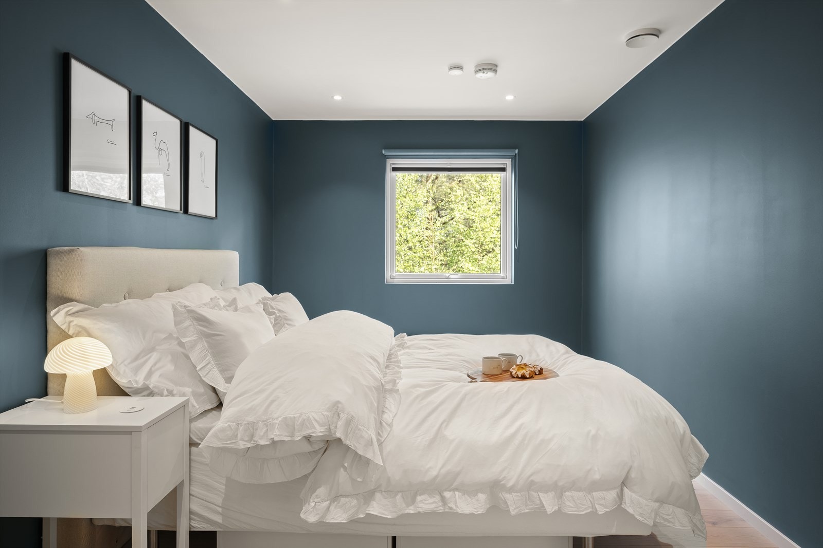 Hovedsoverom med walk-in-closet Galleribilde