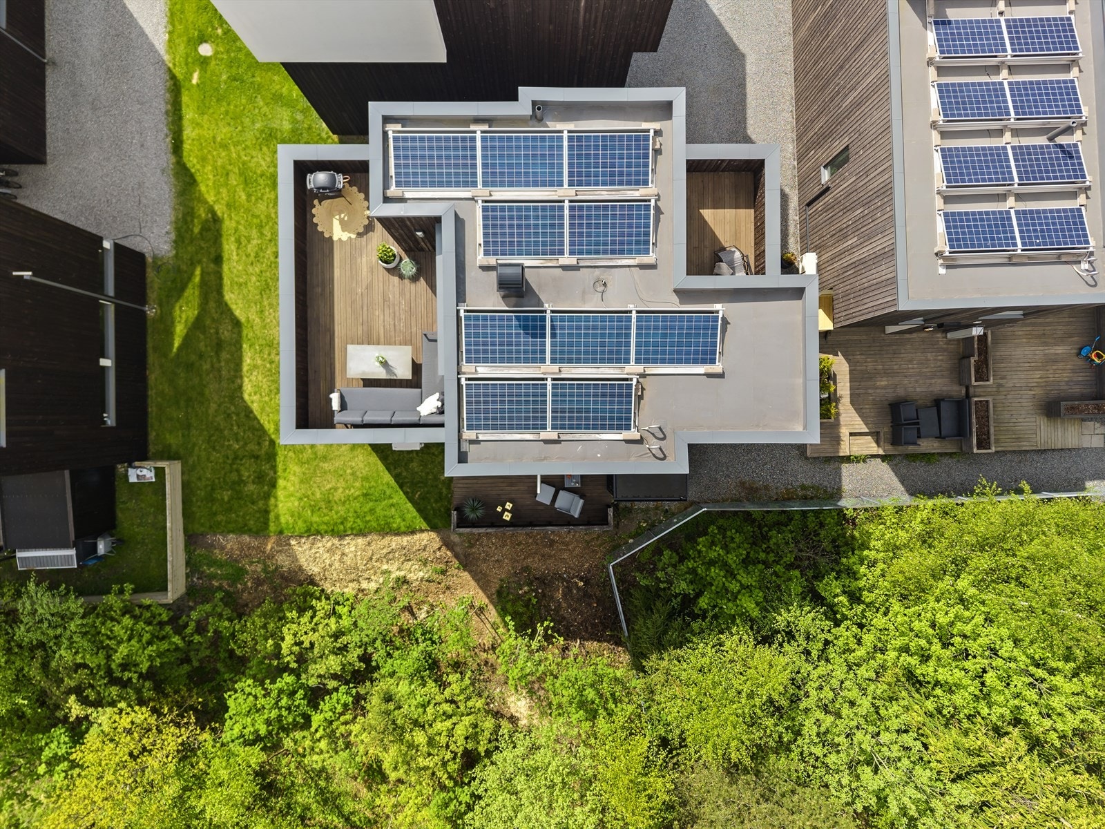 Takterrasse nr 1 og 2 - og solceller Galleribilde