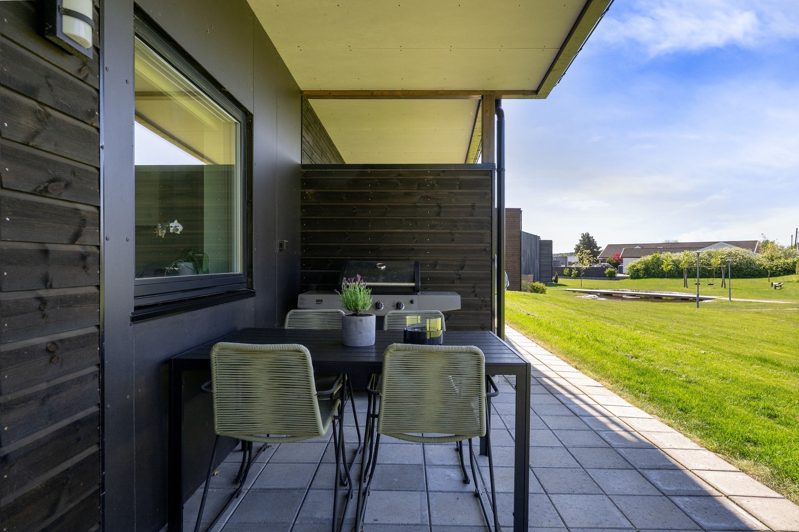 Dels overbygd uteplass. Galleribilde