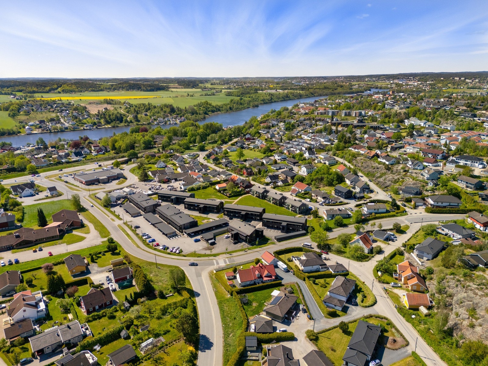 Velkommen til en hyggelig visning i Ordfører Karlsens vei 11C! Galleribilde