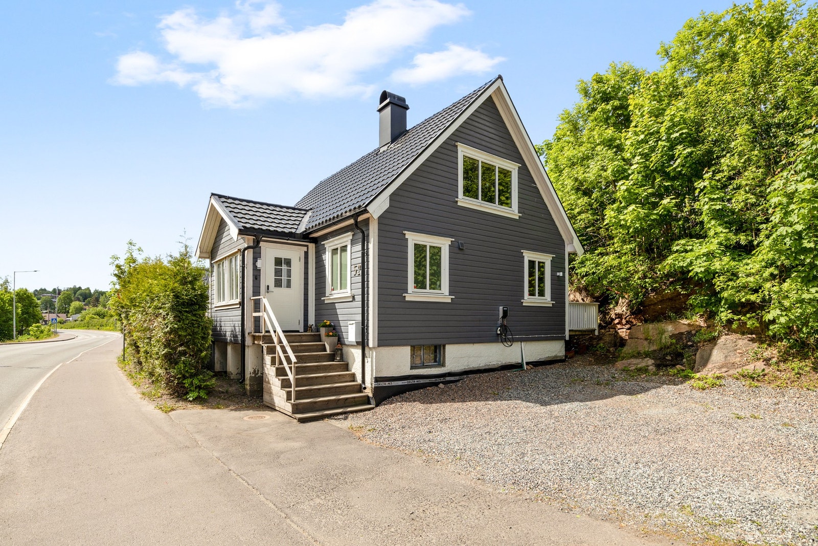 Arian Tabaku v/EIE Drammen Bragernes har gleden av å presentere Nordbyveien 52! Galleribilde