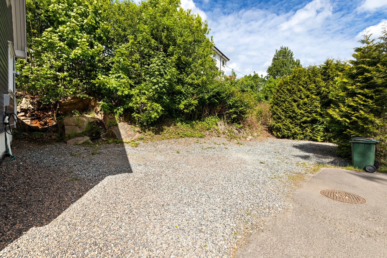 Parkering på egen tomt Galleribilde