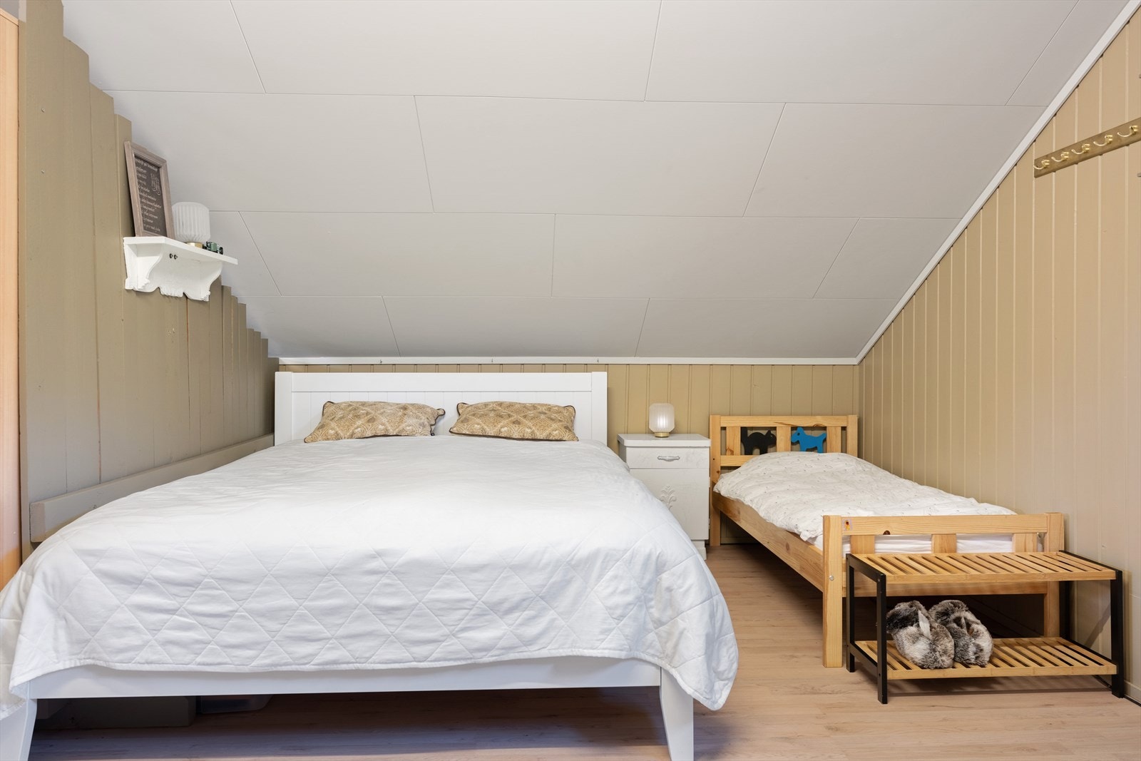 Rom i garasje Galleribilde