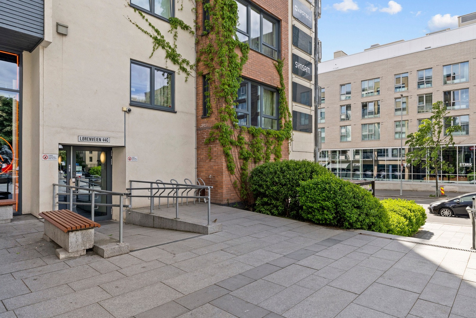 Inngangsparti Galleribilde