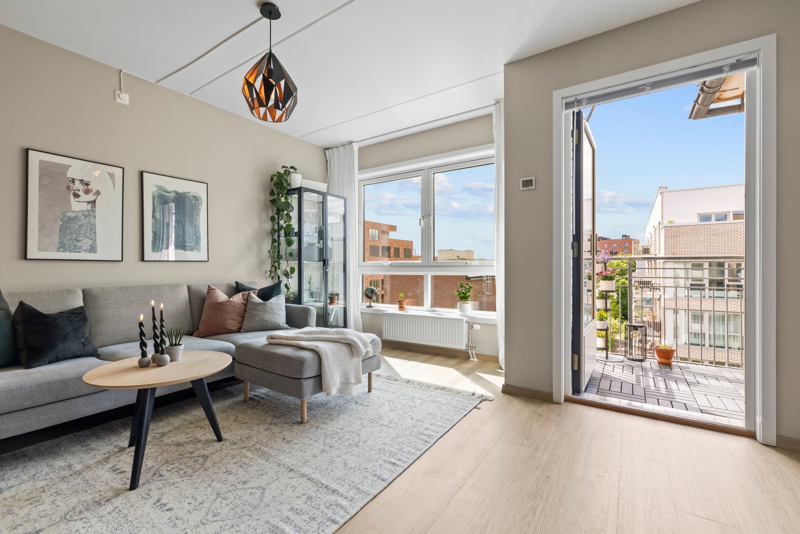 Velkommen til Lørenveien 44C en Selvaag Pluss bolig! - Presentert av Ousman Berger Jatta v/PrivatMegleren Atrium Galleribilde