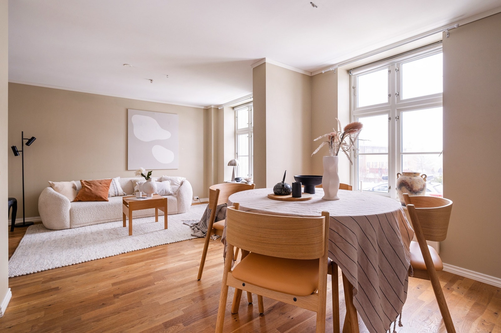 En hyggelig 3-roms i klassisk trehus fra 1800-tallet Galleribilde