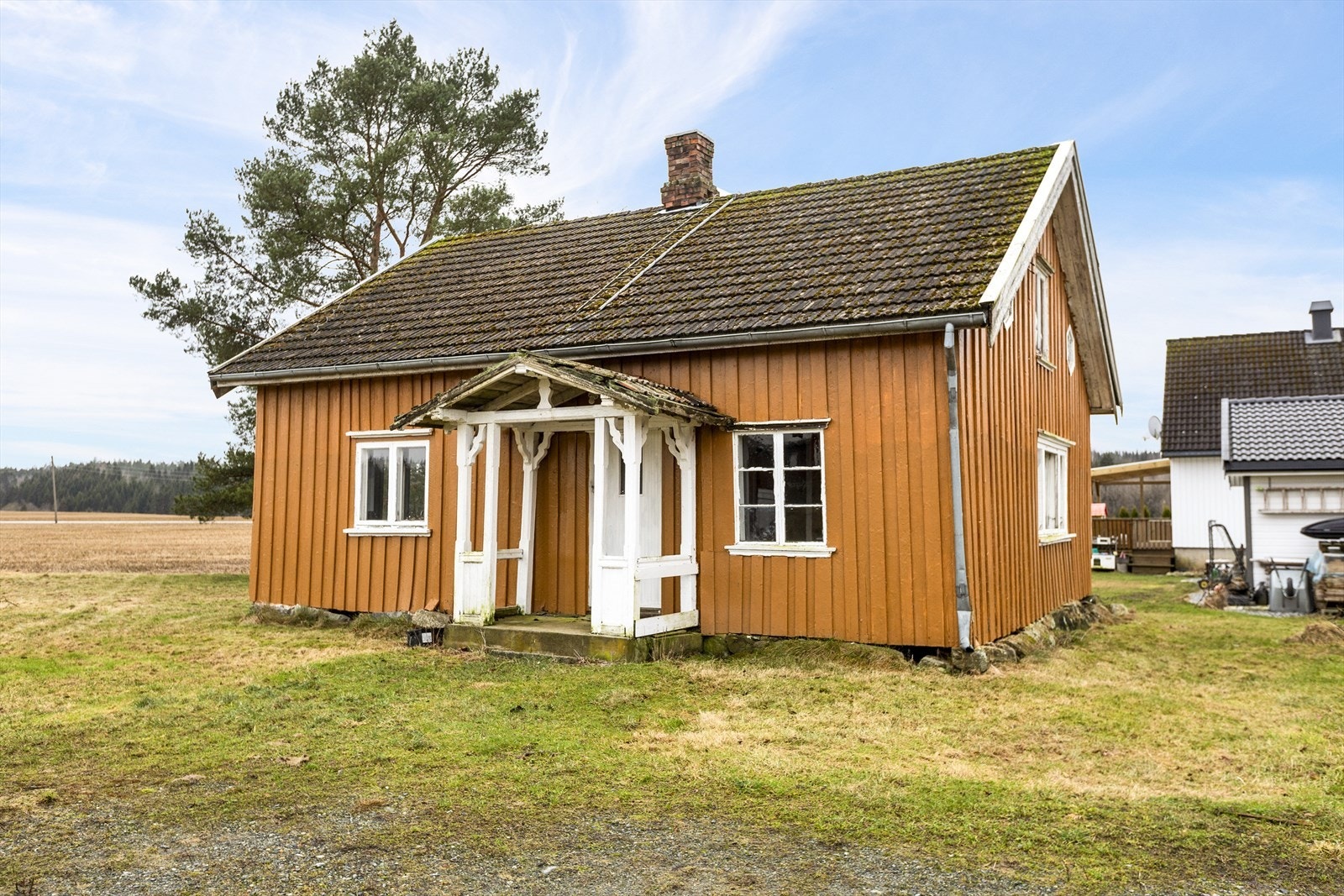 Bygningene har store utbedringsbehov og det må påregnes at det meste av konstruksjonene må skiftes eller utbedres. Galleribilde