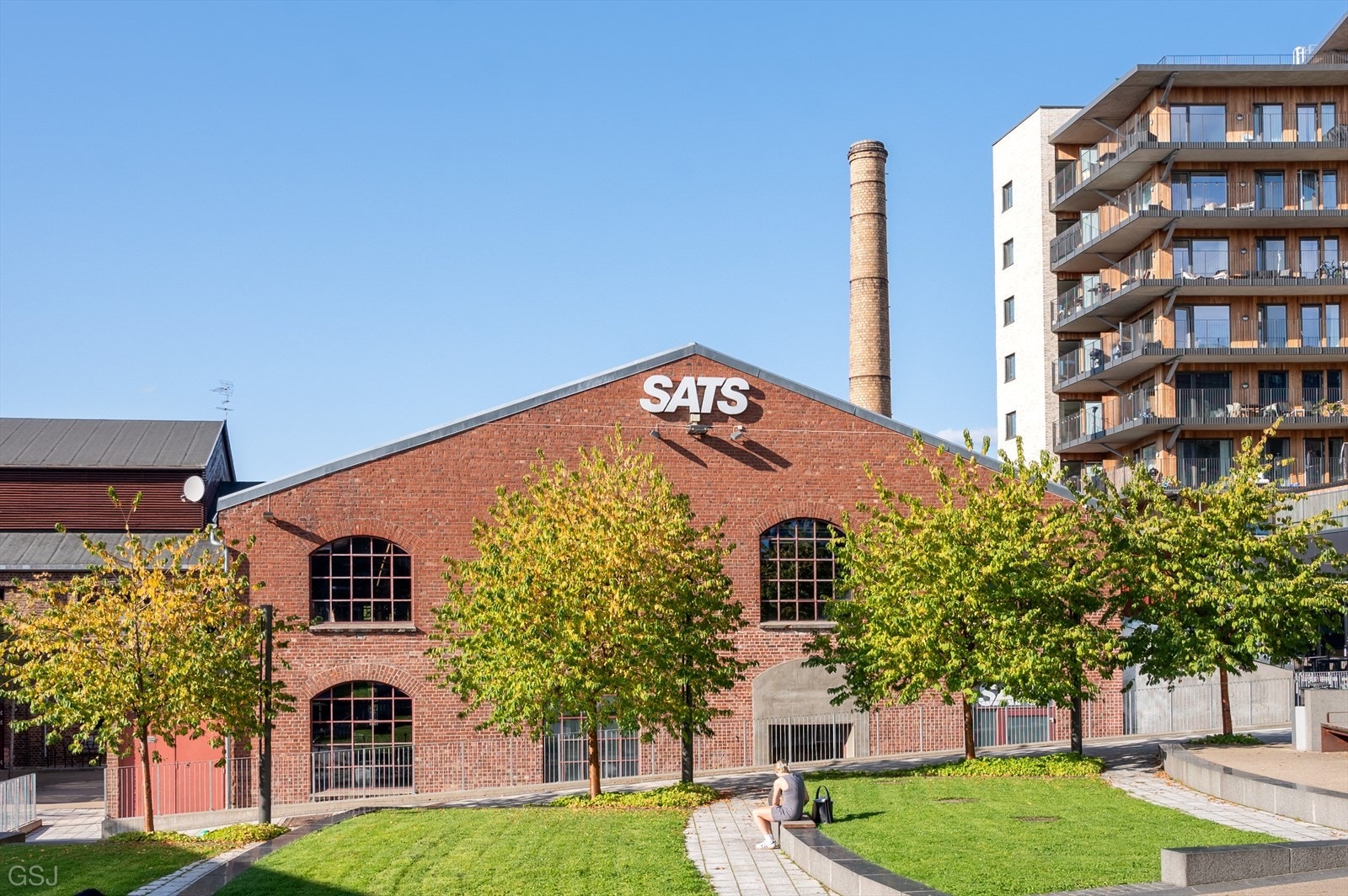 For den aktive er det et godt tilbud av treningsfasiliteter. Både Fresh Fitness Storo og SATS Nydalen er raskt tilgjengelige. Galleribilde