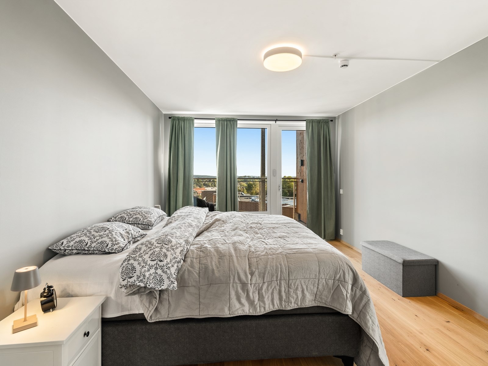 Hovedsoverom har walk-in og eget bad Galleribilde