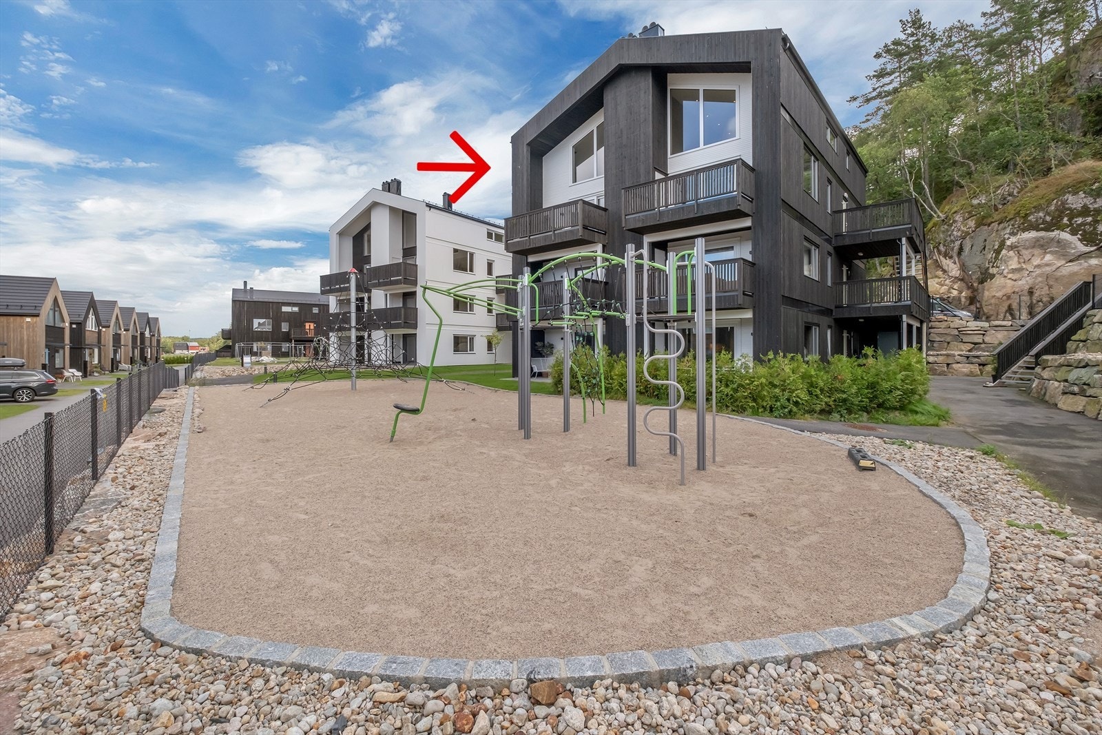 Leiligheten ligger i 3. etasje med tilhørende loftetasje Galleribilde