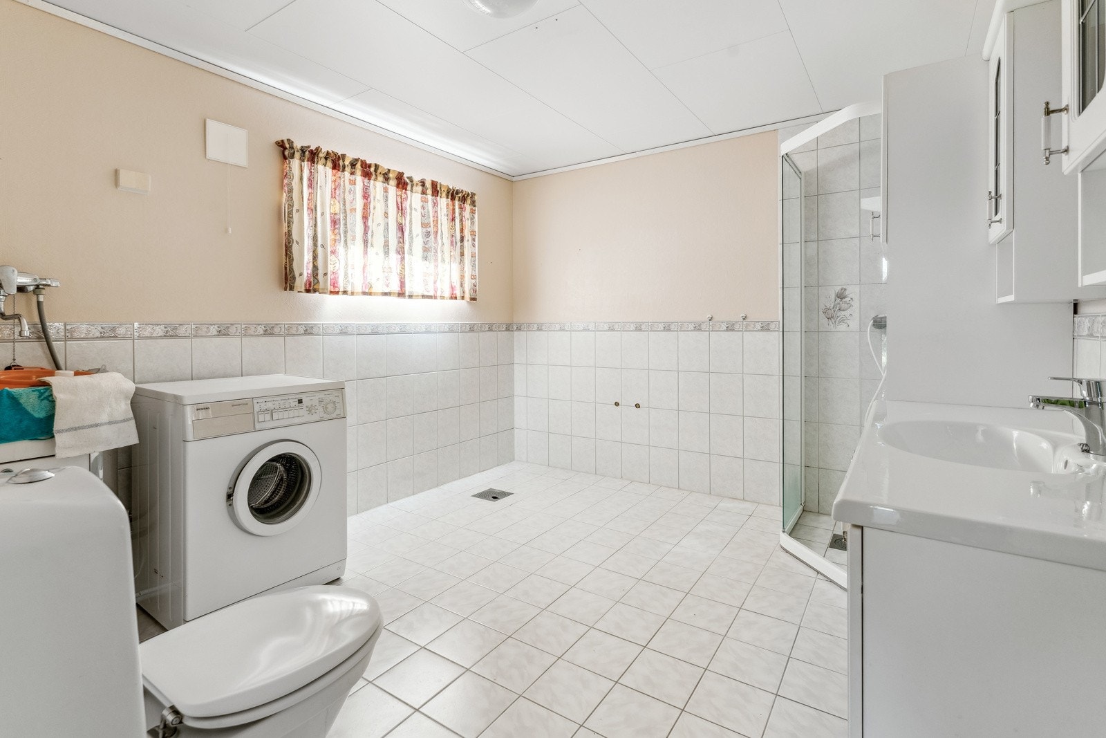 Flislagt golv med varmekabel Galleribilde