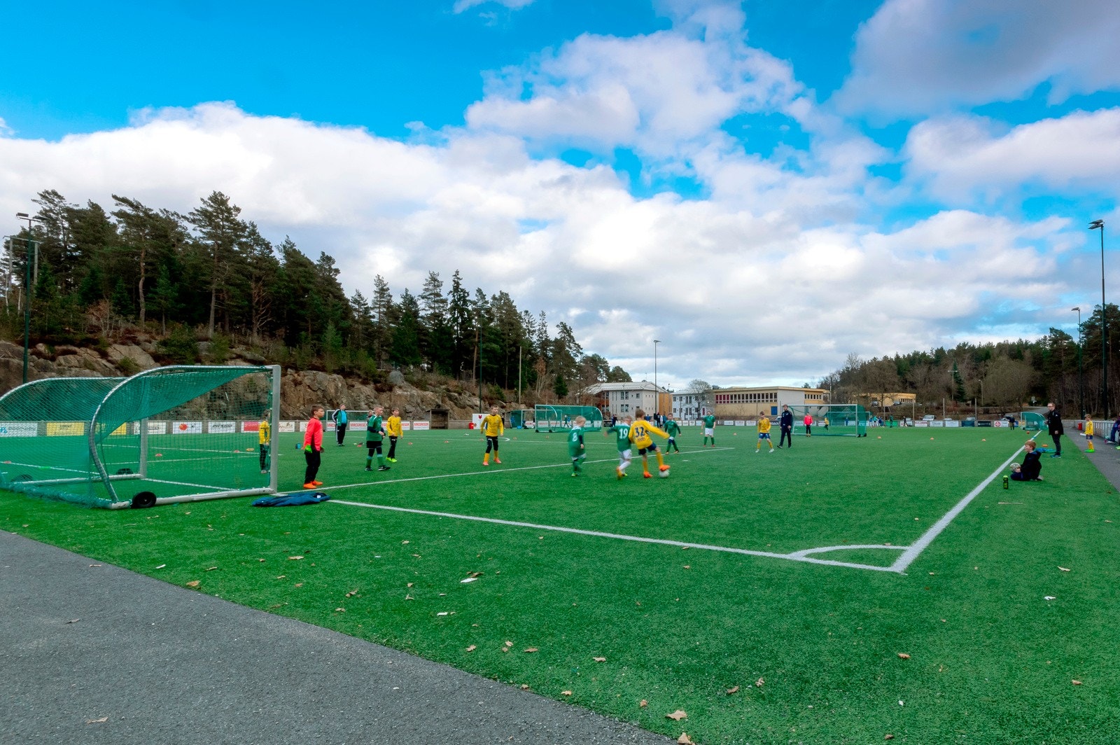 Fotballbane ved Sandnes skole Galleribilde
