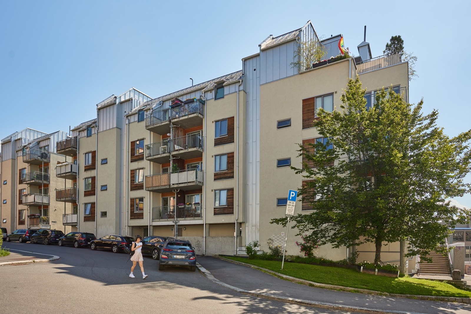 Her har du kort gangavstand til alt av fasiliteter, restauranter og flotte grønne områder. Dette er et område du vil trives i! Galleribilde