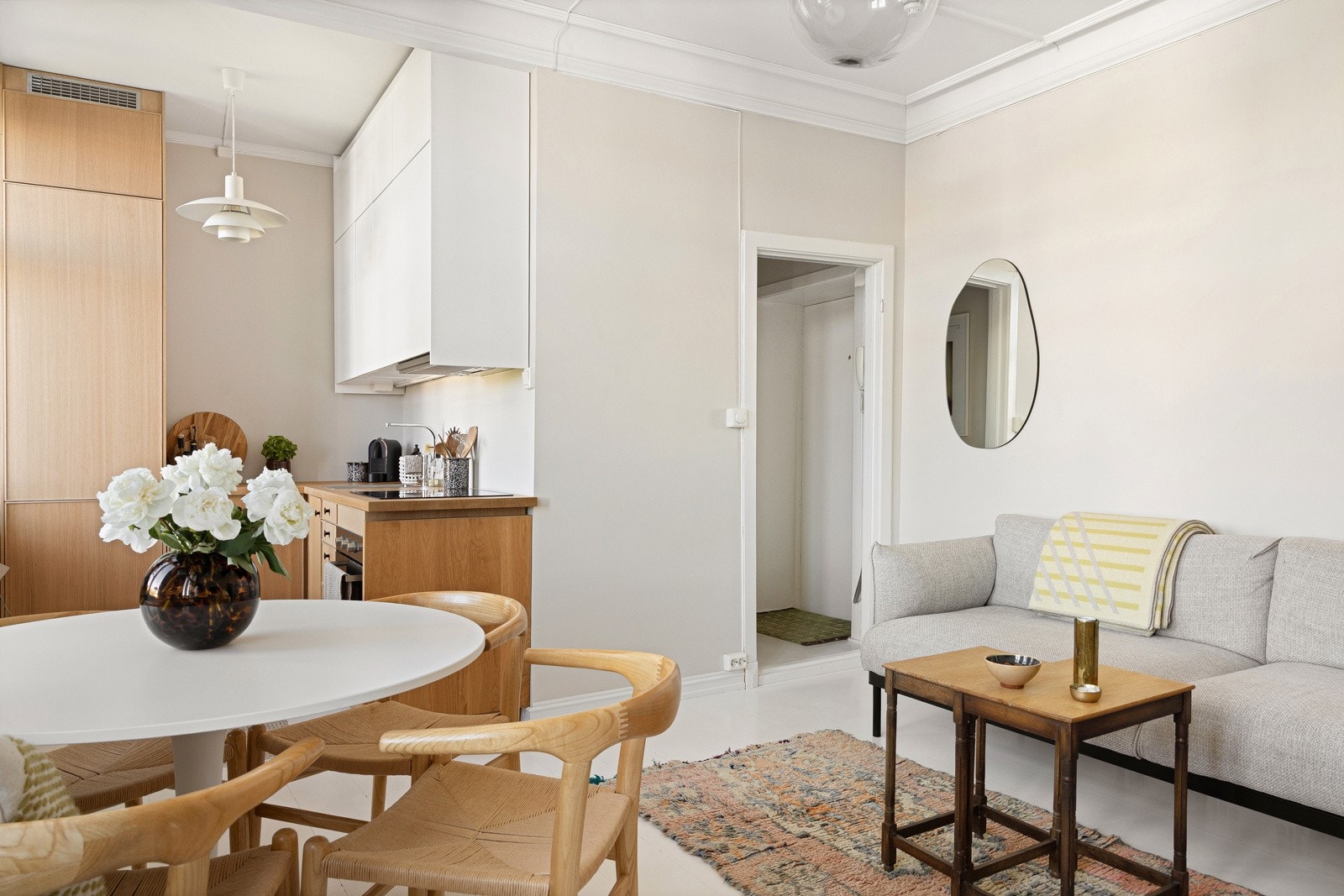 Meget praktisk og arealeffektiv 2-roms selveier Galleribilde