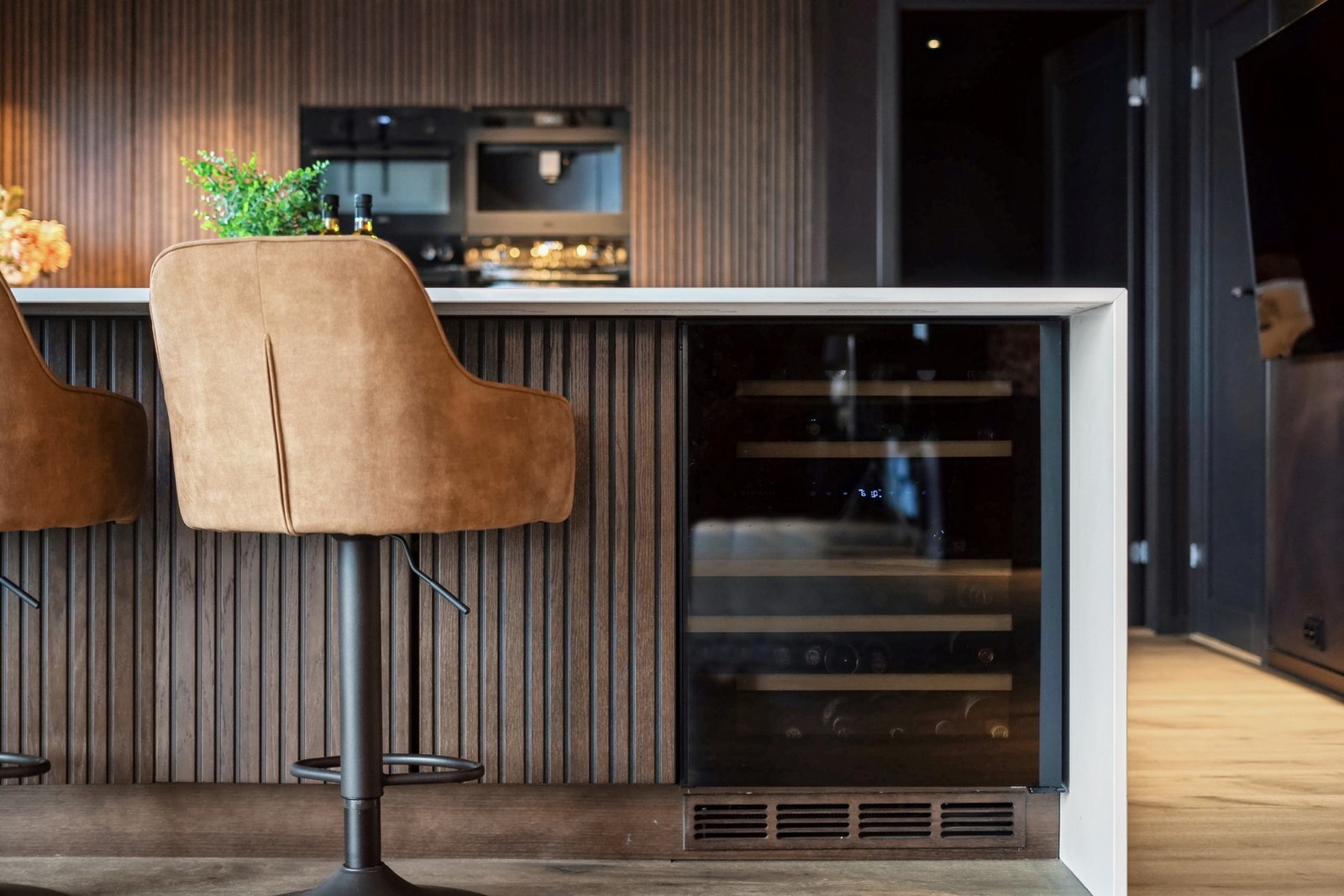 En spesialtilpasset barløsning er perfekt til måltider og gode samtaler, men også for lekselesing mens maten lages. Galleribilde