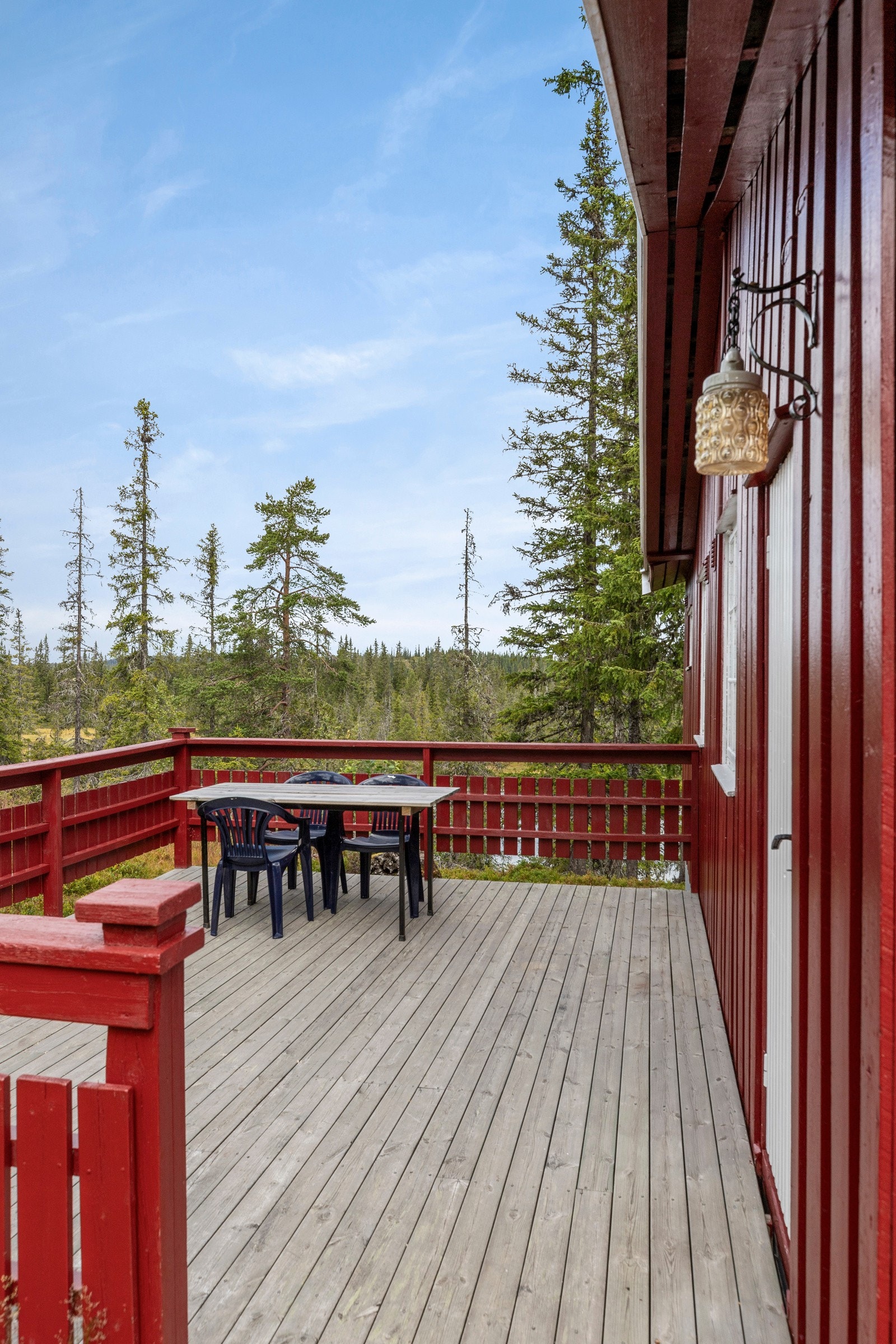 Terrasse med utgang fra kjøkken Galleribilde
