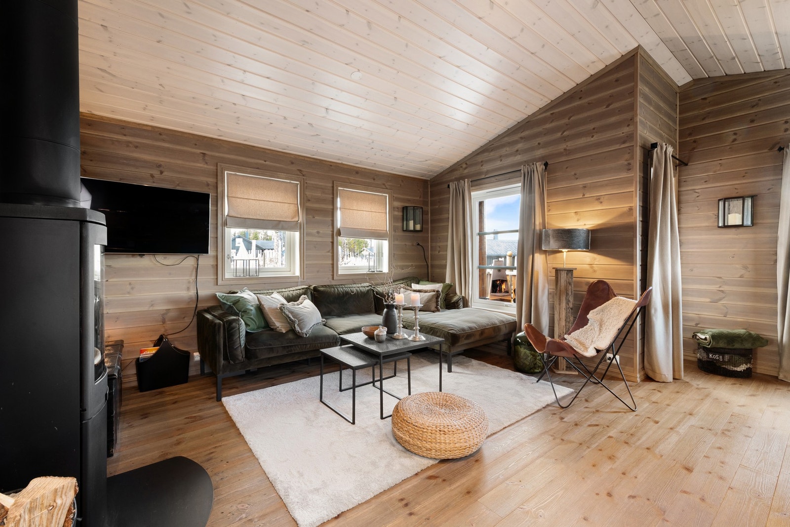 Her er det plass til en stor sofagruppe. Galleribilde