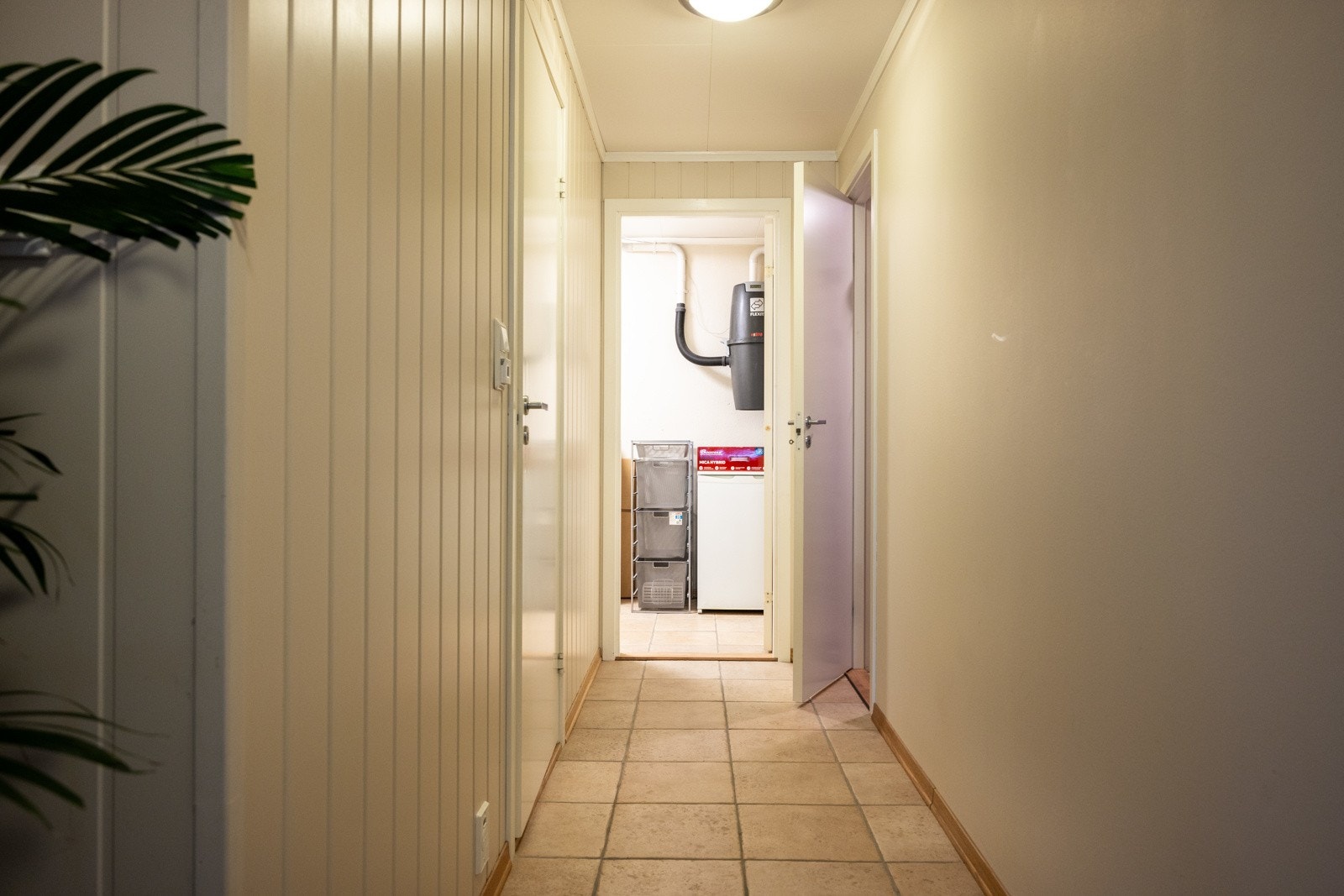 I underetasjen er det innvendig bod og teknisk rom. Galleribilde