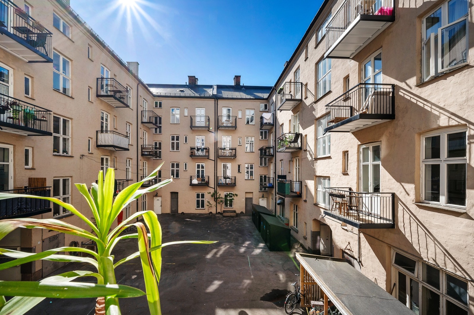 Utsikt fra balkong 3 fra soverom 3 Galleribilde