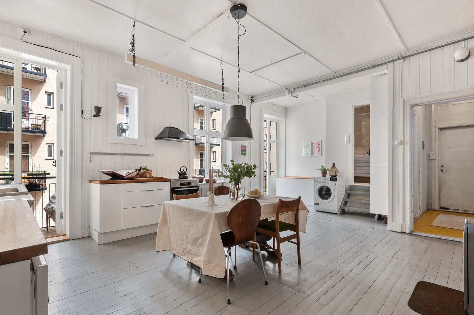 Kjøkkenet er hjerte av leiligheten, hvor alle samles... Galleribilde