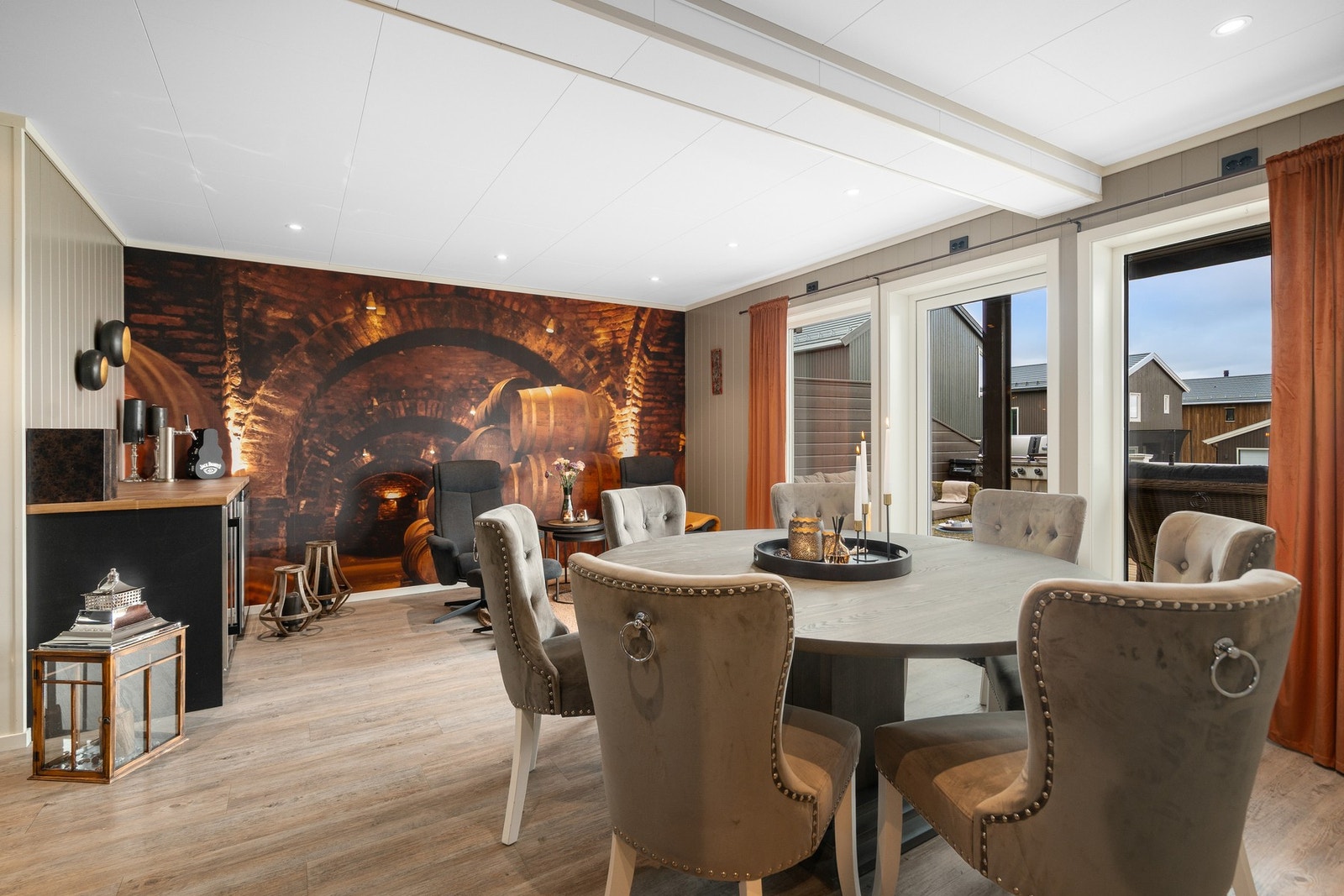 Her er det plass til flere sittegrupper. Galleribilde