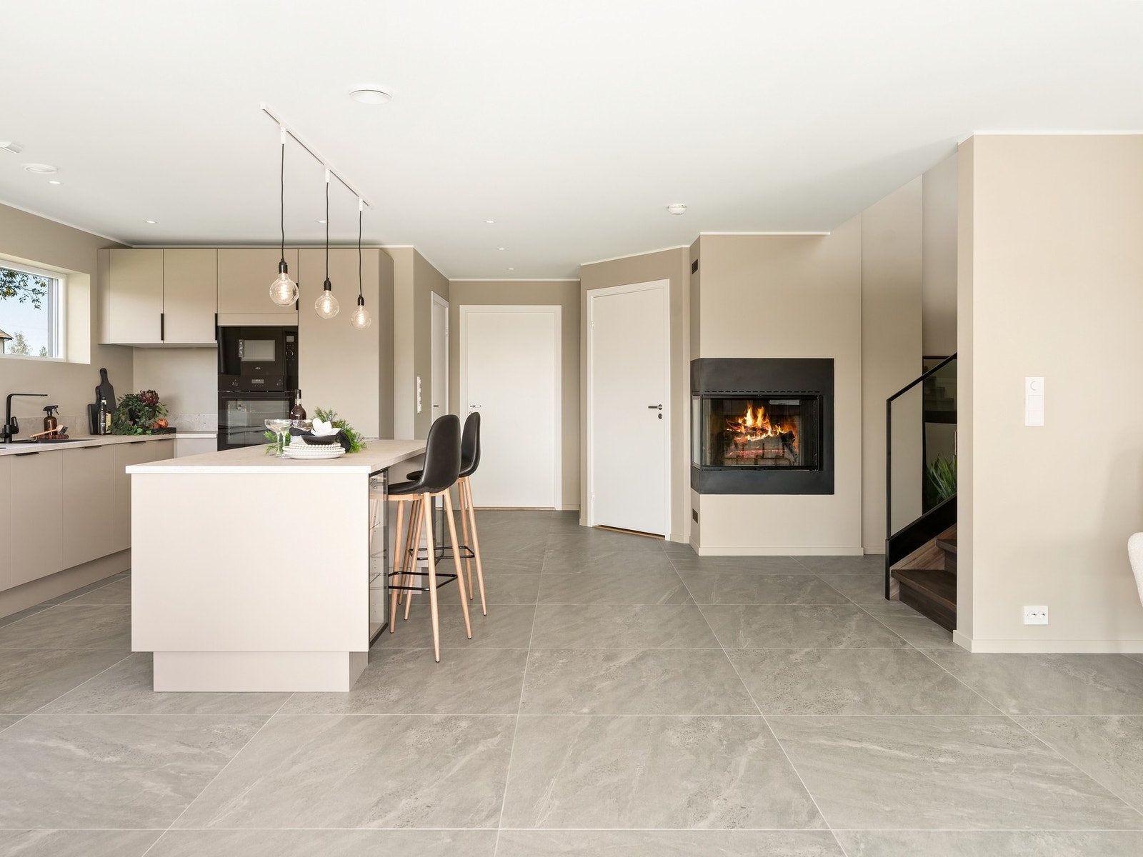 Peis for hygge og alternativ oppvarmingskilde Galleribilde