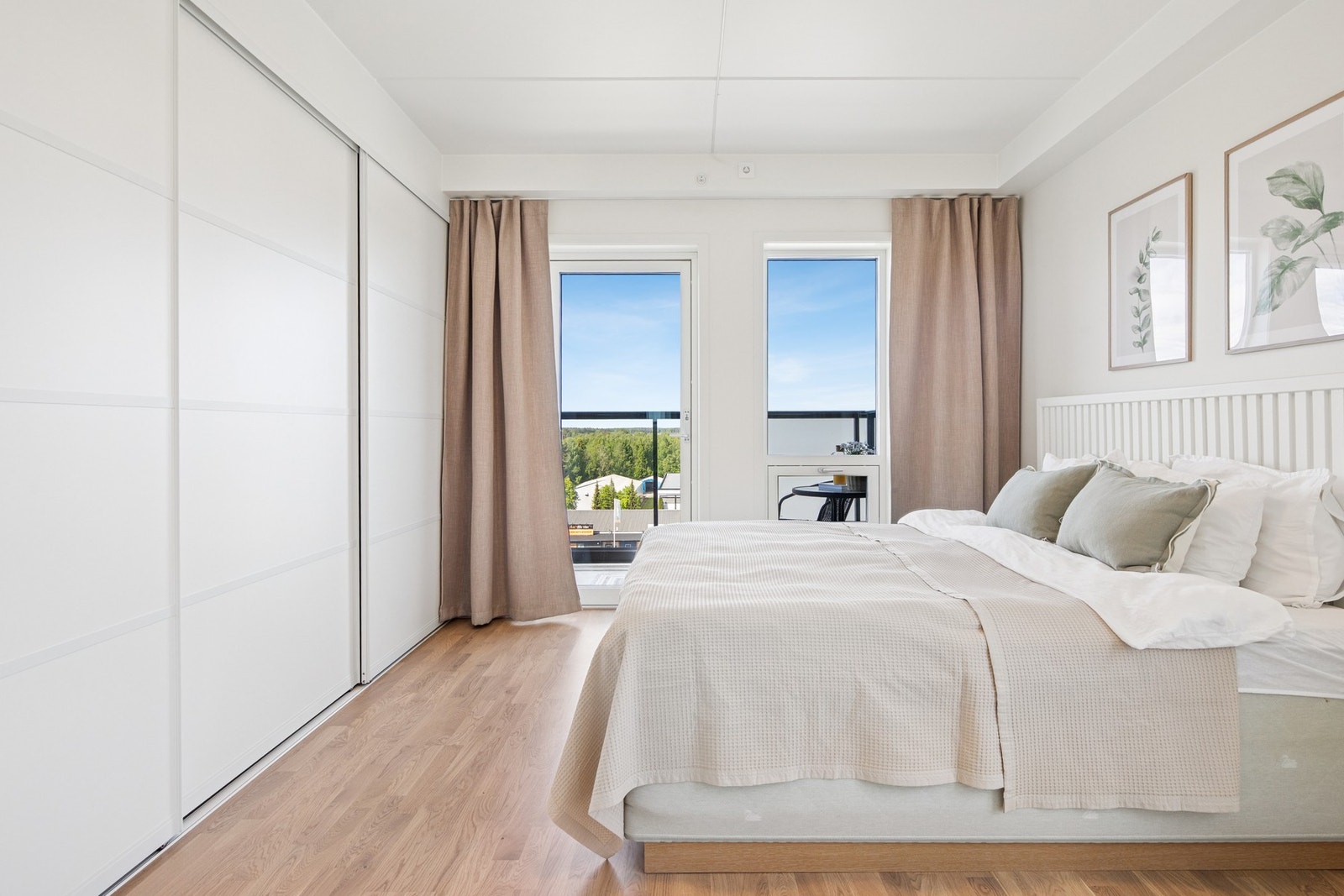 Boligen har tre gode soverom med god størrelse. Galleribilde