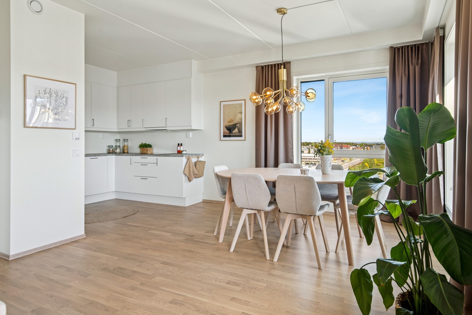 En bolig som byr på moderne løsninger, komfort og ikke minst tilgjengelighet. Galleribilde