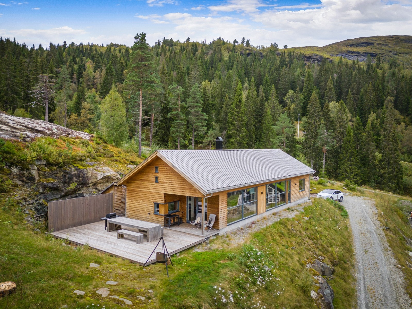 Tråstølsvegen 569 presentert av Proaktiv Eiendomsmegling. Galleribilde