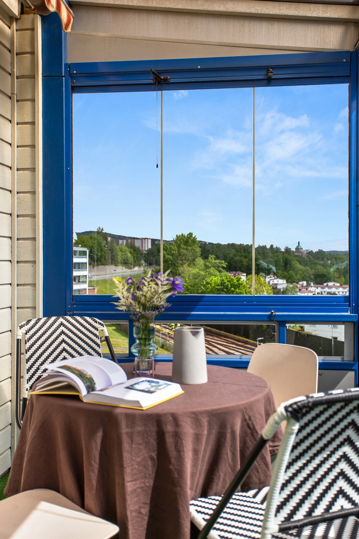 Som topp- og hjørneleilighet får du ekstra vindusflater og flott lysinnslipp også på balkongen. Galleribilde