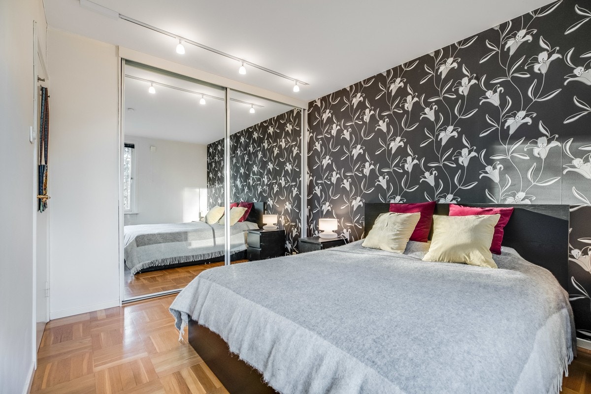 Det er tilsammen 3 gode soverom i leiligheten Galleribilde