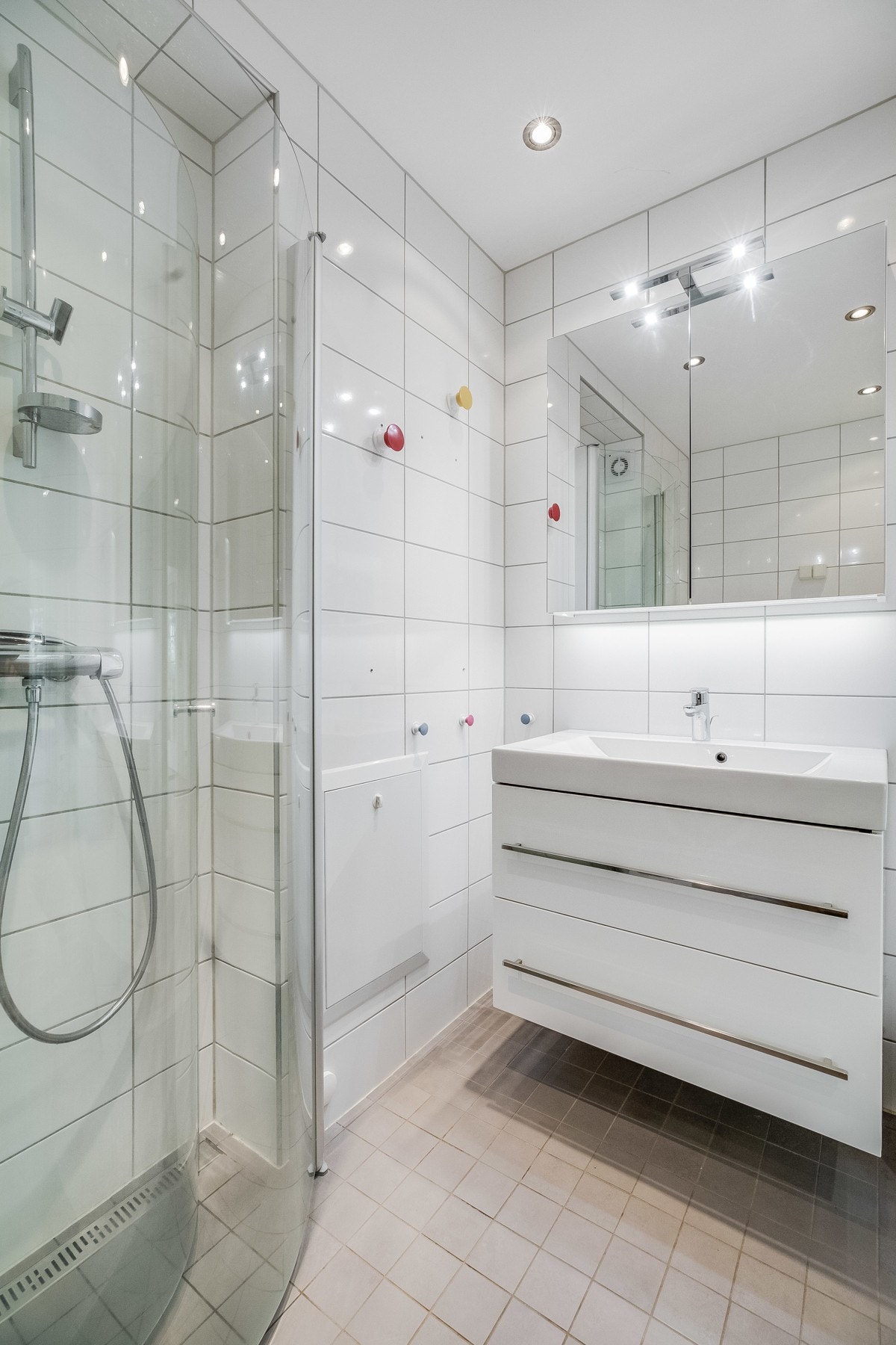 Baddetalj Galleribilde