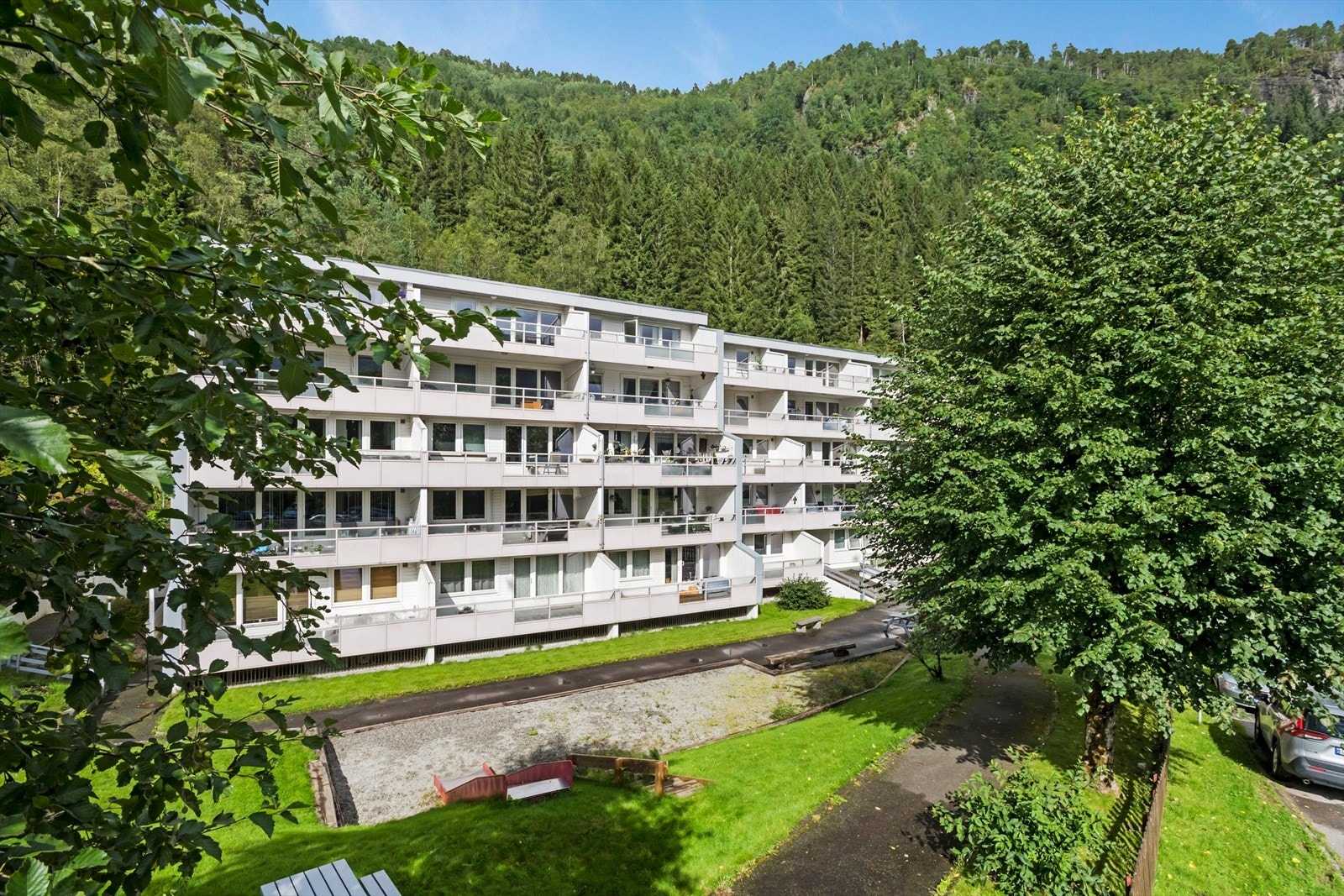 Husk å melde deg på visning! Galleribilde