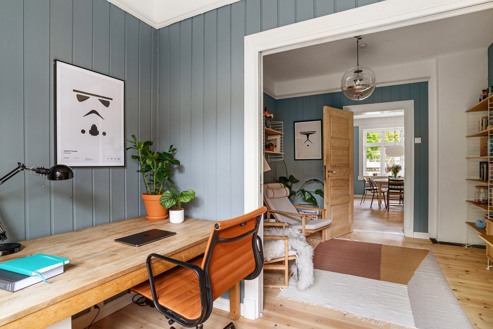 Takhøyden i 1. etasje er på ca. 2,7 meter. Galleribilde