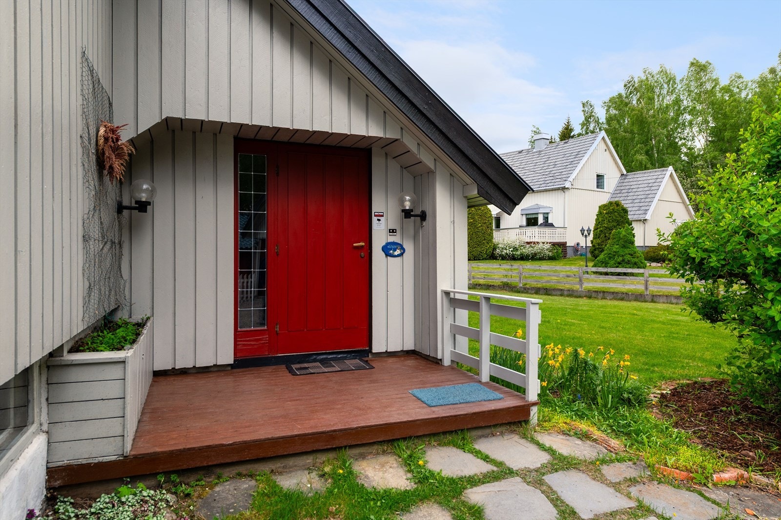 Felles hovedinngang til hoveddel og utleiedel Galleribilde