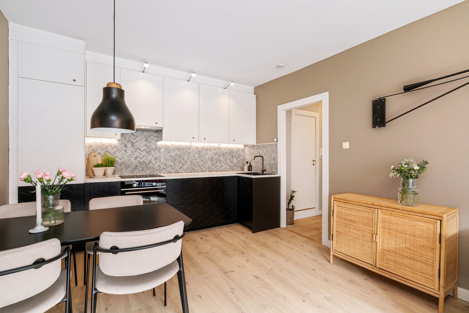 God og praktisk planløsning. Galleribilde