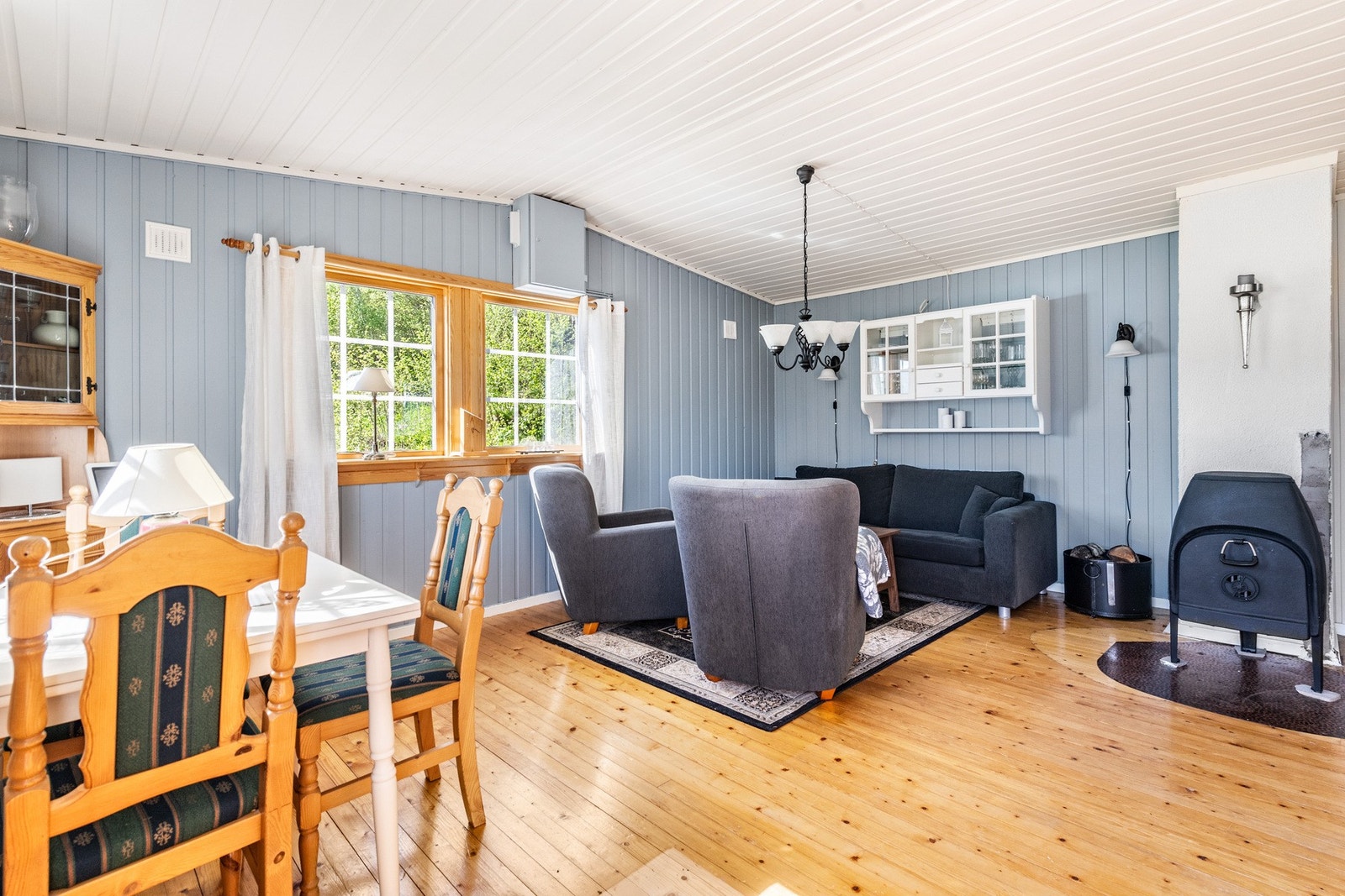 Hytta har en enkel og grei "hyttestandard". Galleribilde