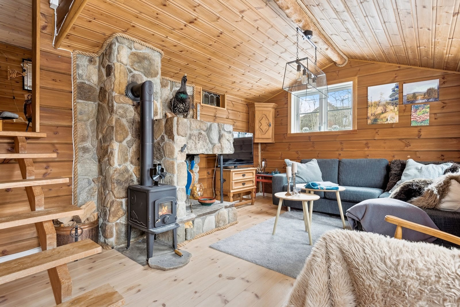 Koselig stue nr. 2 - også med vedovn! Galleribilde