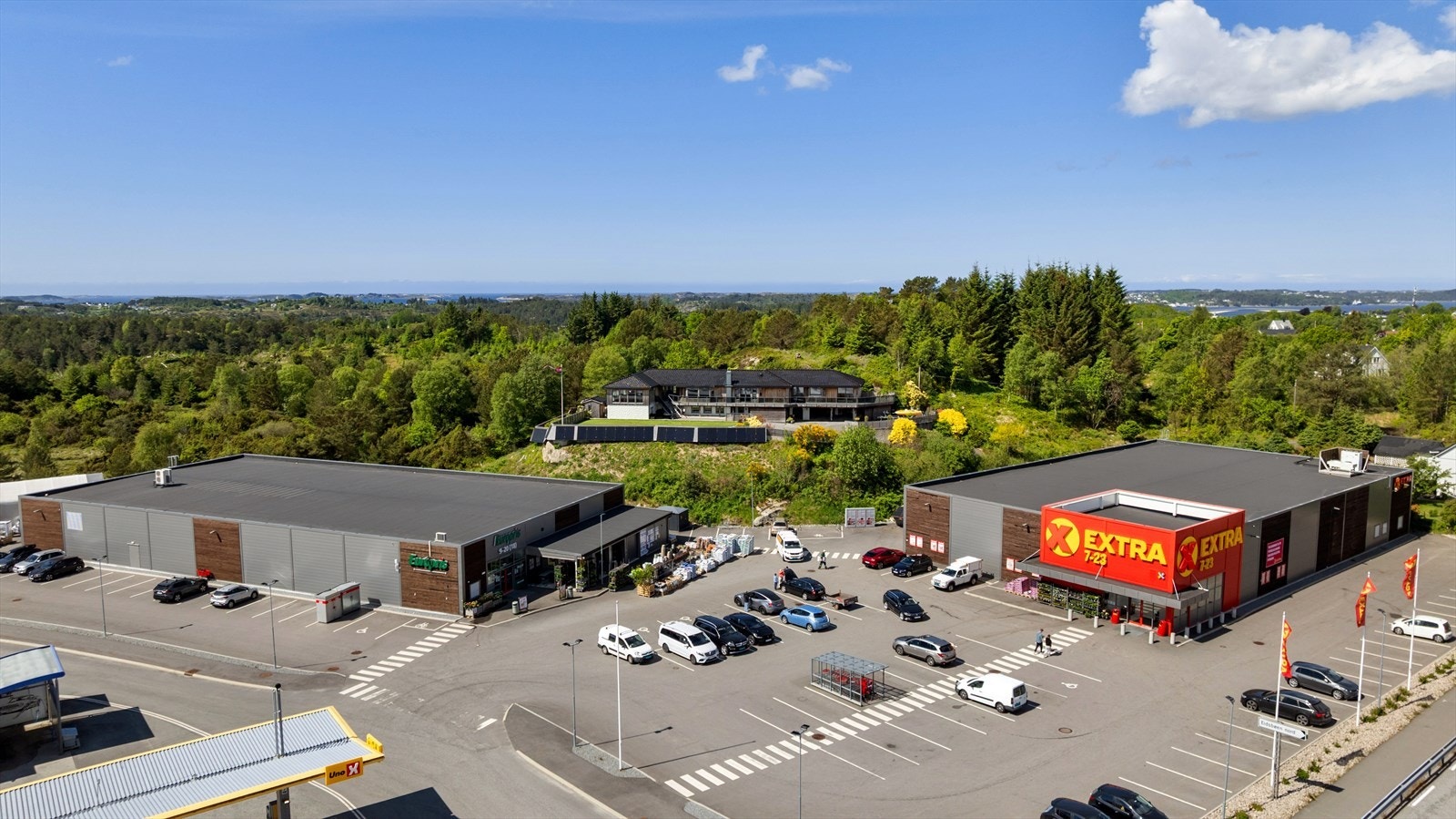 Sykkelavstand til Storebø Barneskole. Galleribilde