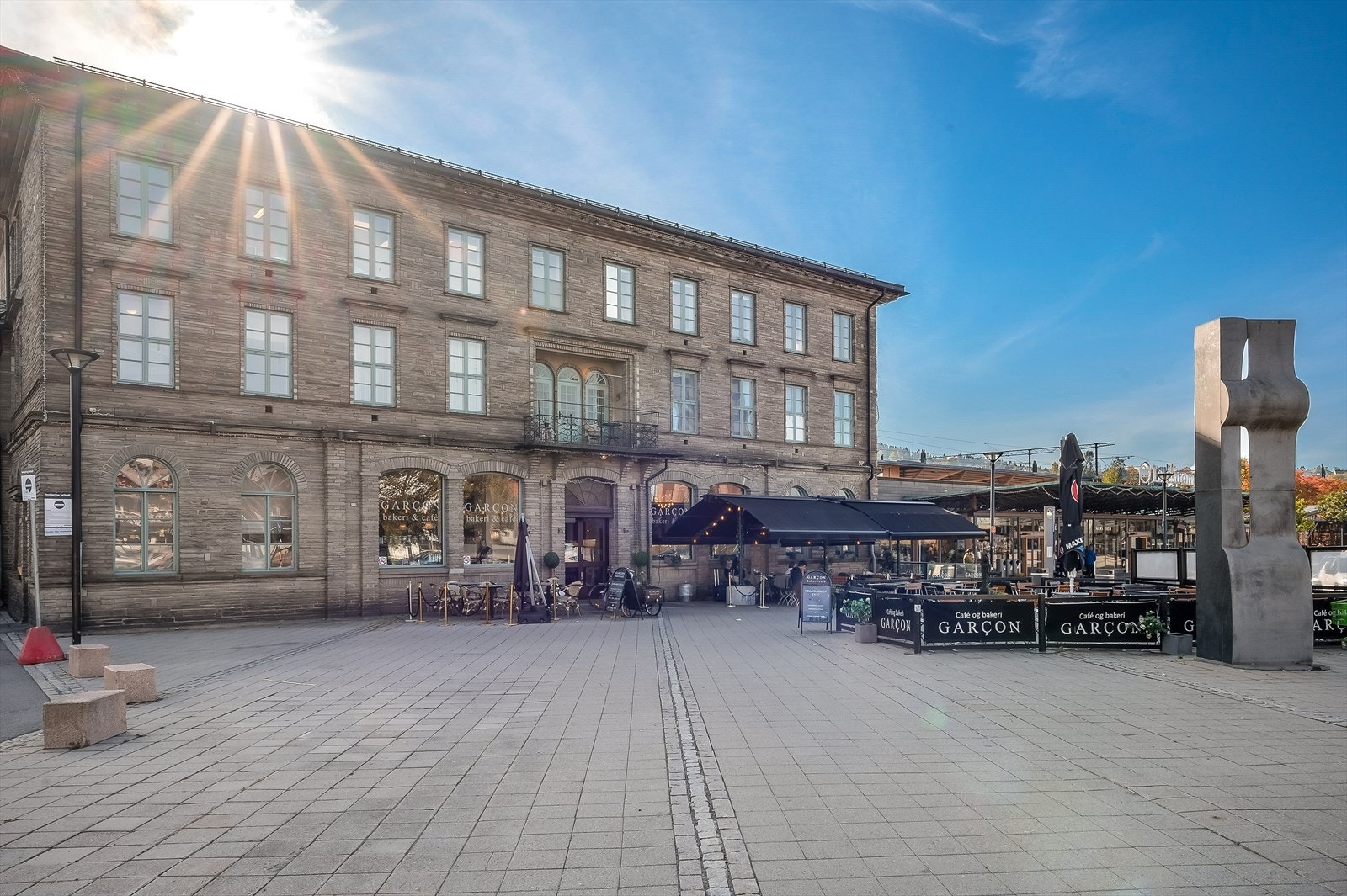 Lillestrøm stasjon Galleribilde