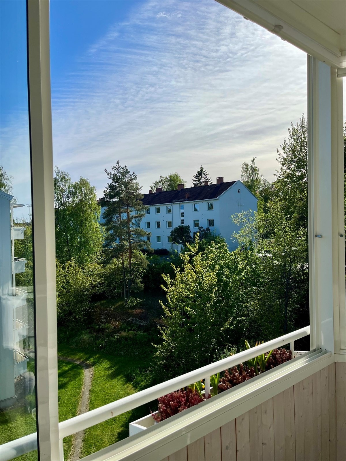 Flott utsyn over nærmiljøet Galleribilde